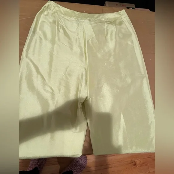 August Silk size 12 lime green / silk cropped tapered front zip pant NWT - Picture 2 of 11